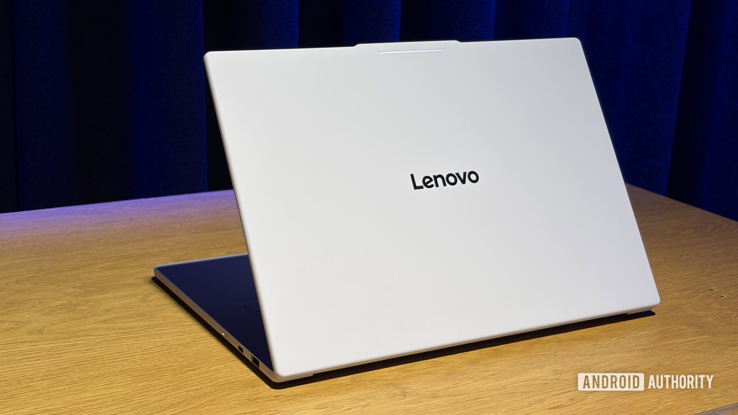 Lenovo launches Googlebook at surprisingly low price