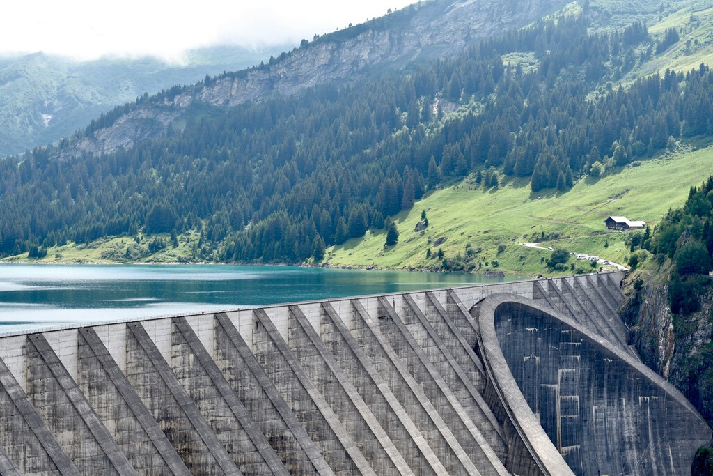The toxic legacy of the hydroelectric mega project in Québec
