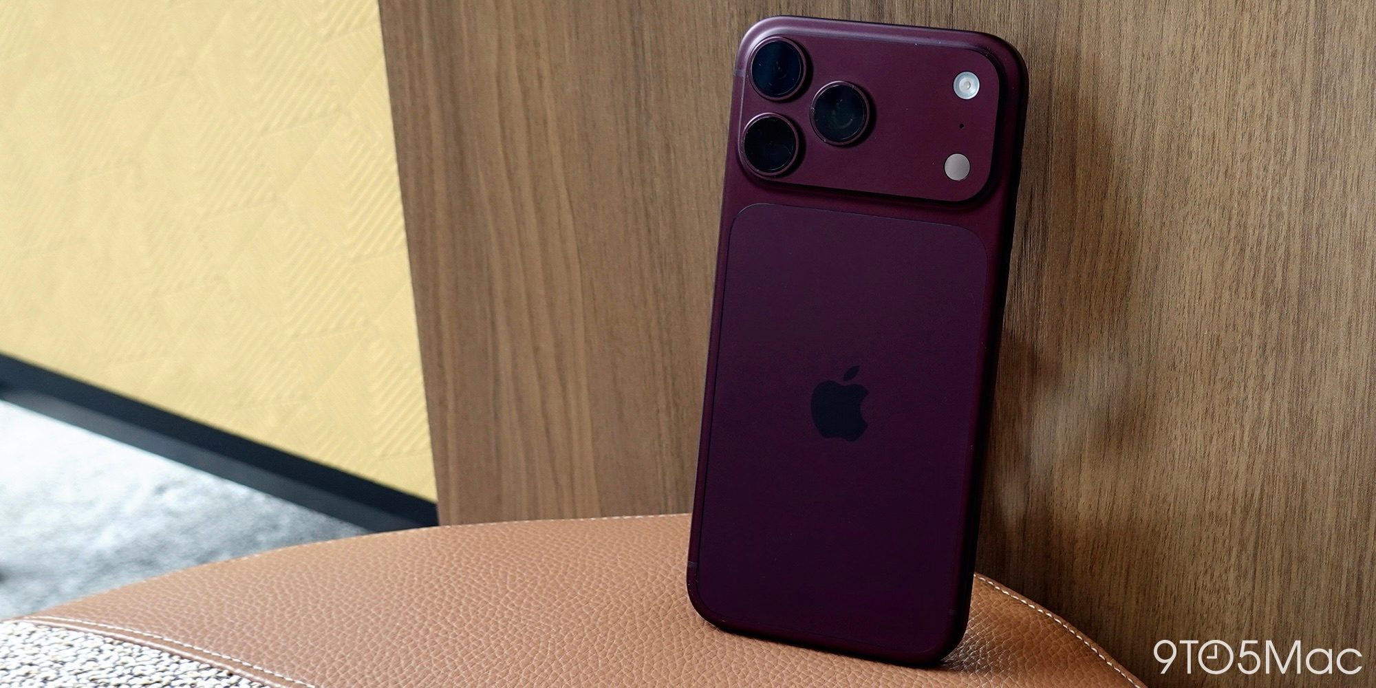AT&T claims iOS 27.0.1 fixes 18 Pro Max connectivity issues