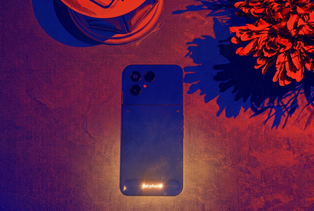 Smartphone dilemma: Fairphone vs mainstream brands