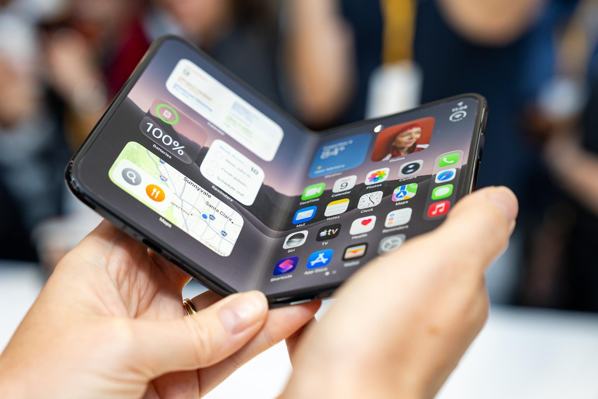 iPhone Duo repair costs: a financial blow