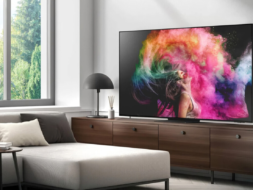 Samsung OLED TV on sale: perfect for movies and gaming