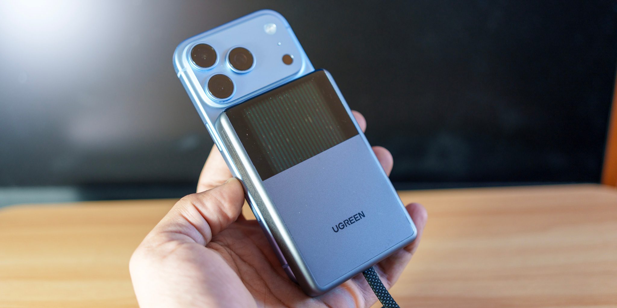 UGREEN launches 25W MagSafe battery with liquid cooling