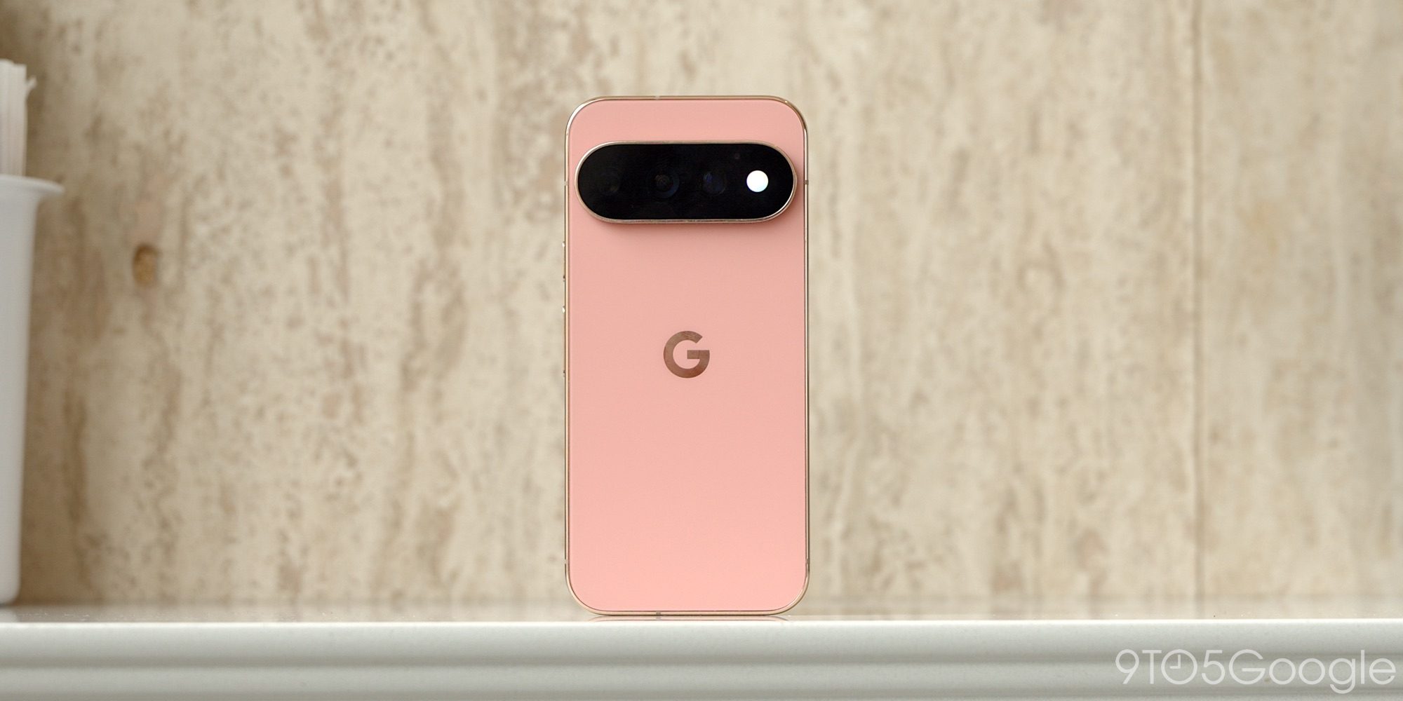 Google launches new 'Shop devices' tab for Pixel and Samsung