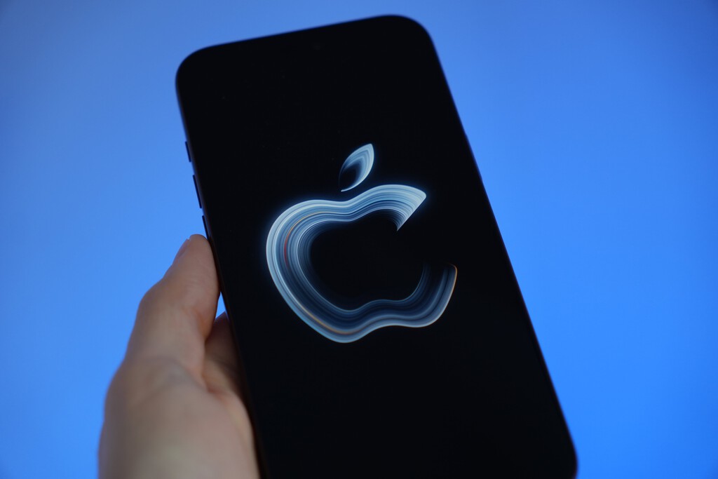 Apple sends out invitation for October 28 event