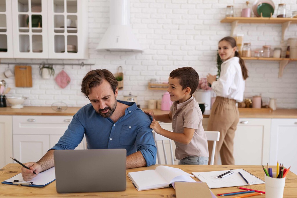 Derecho a adaptar la jornada laboral para padres