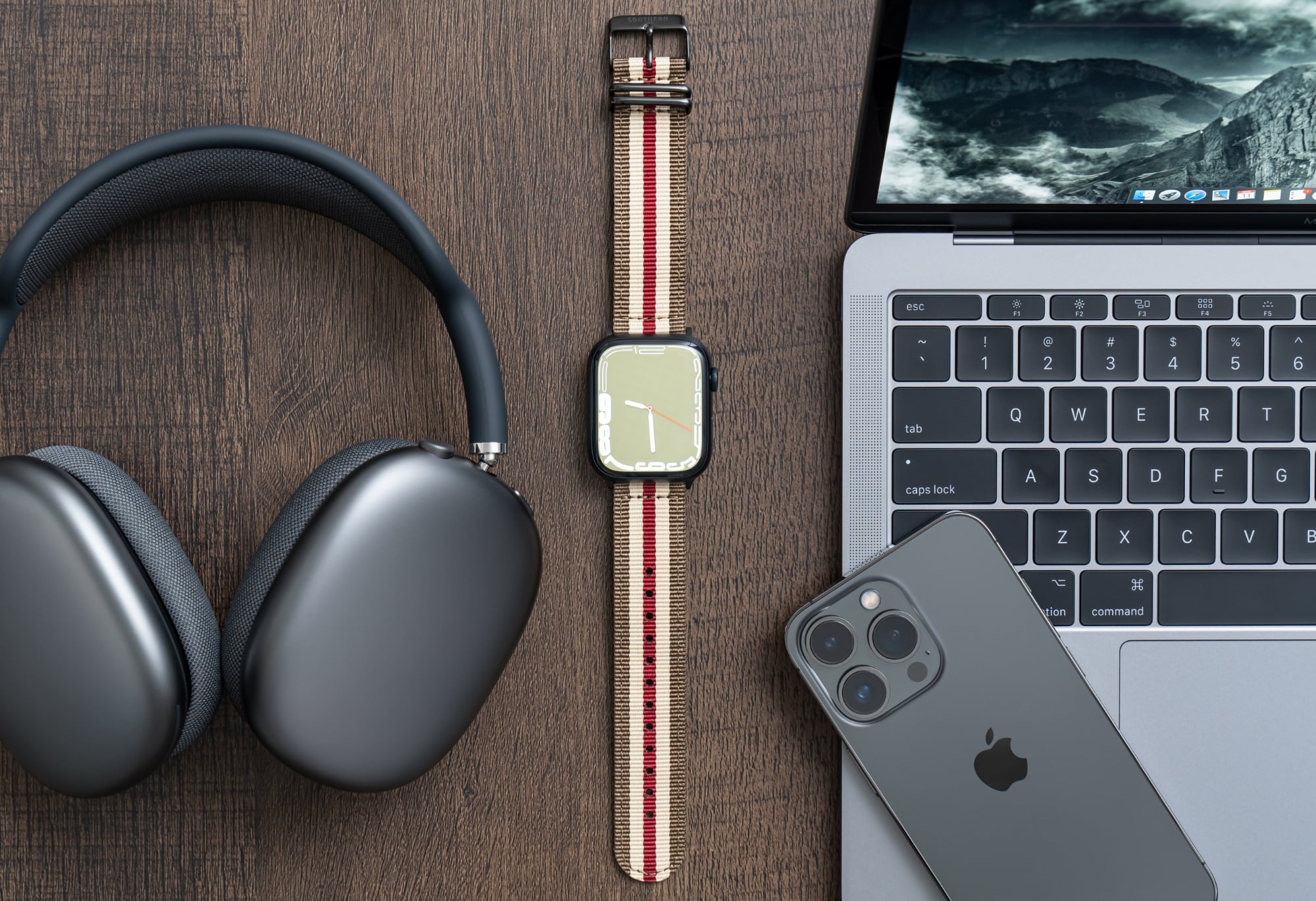 Win an Apple Watch Series 12 and Southern Straps Band
