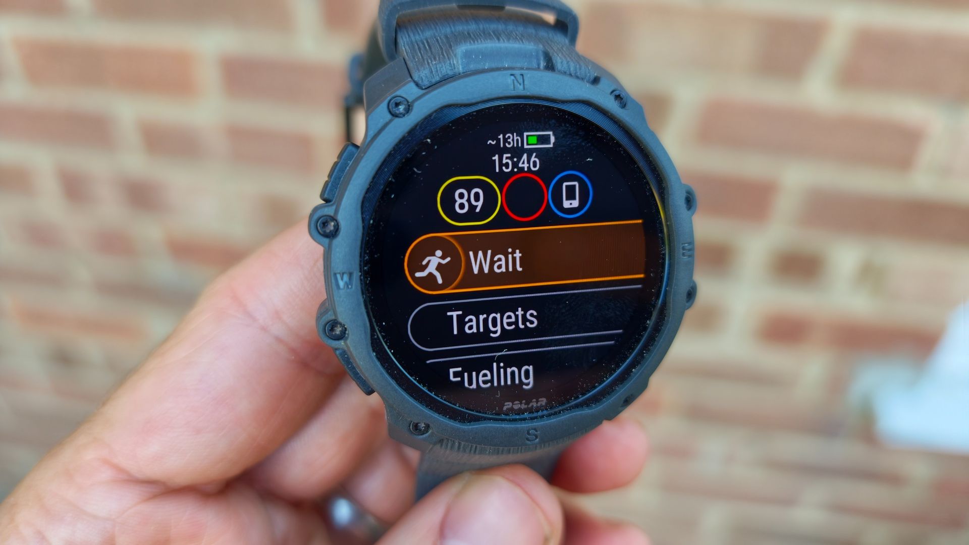 Polar Street X: urban smartwatch with design flaws