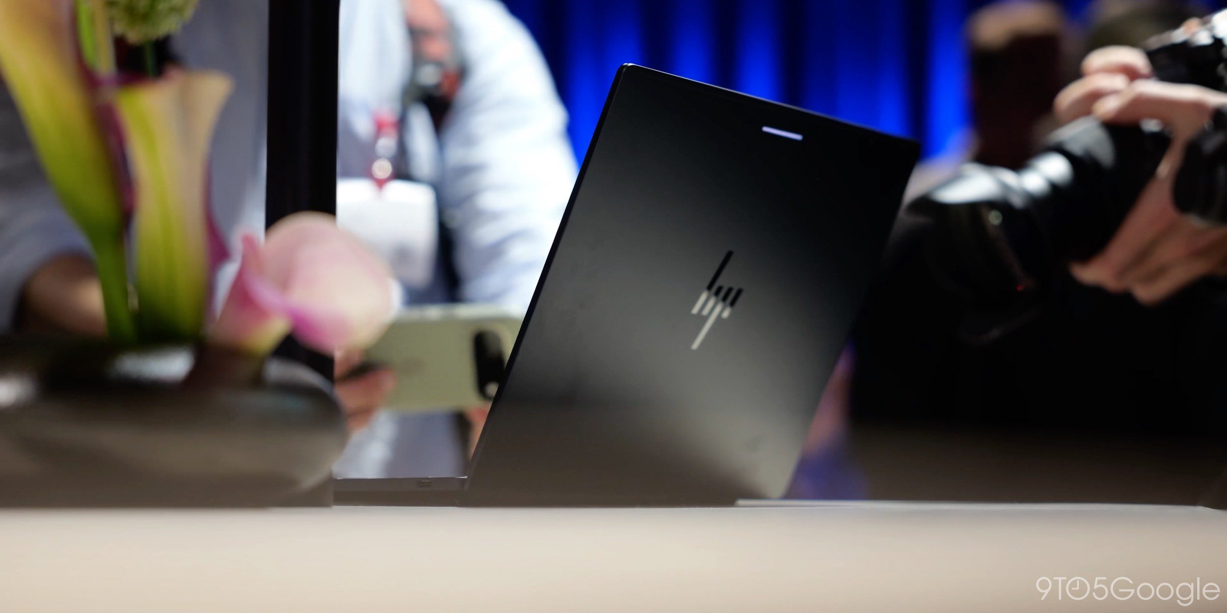 Googlebook integrates Luminar photo editing app with 'Continue On'