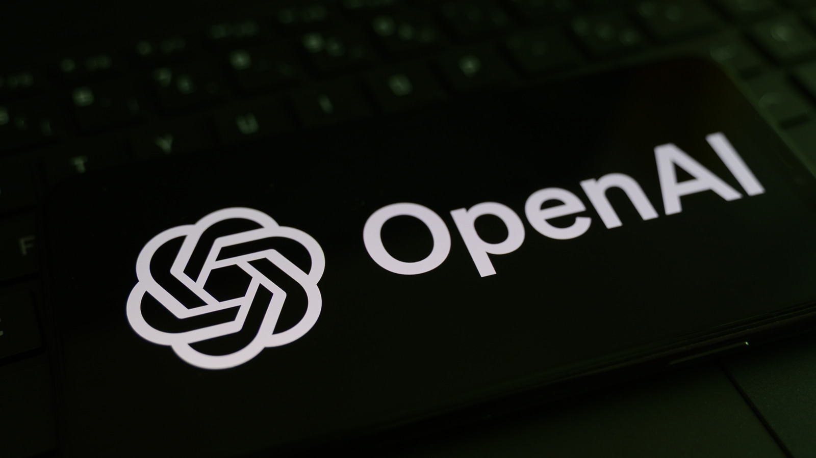 OpenAI limita el acceso a internet para entrenar modelos