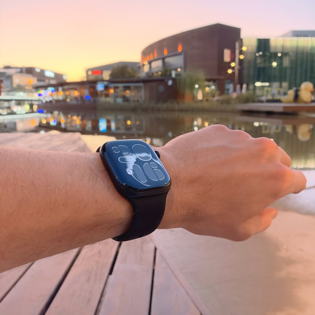 30 Days with the Apple Watch Series 12: Likes and Dislikes
