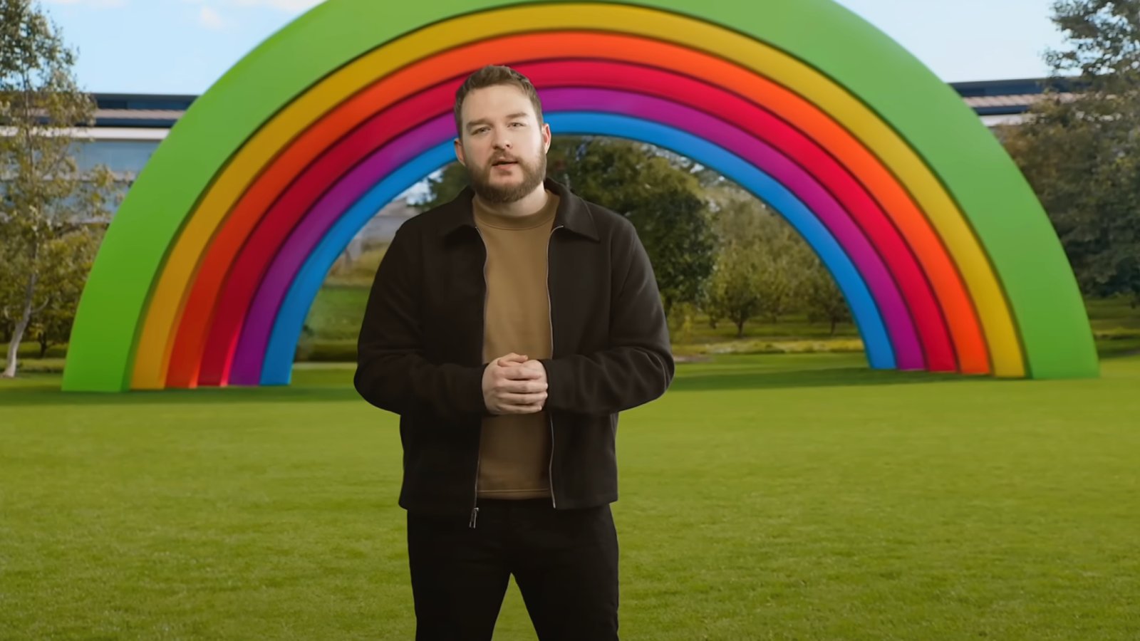 Apple seeks Jon Prosser's YouTube data in legal dispute