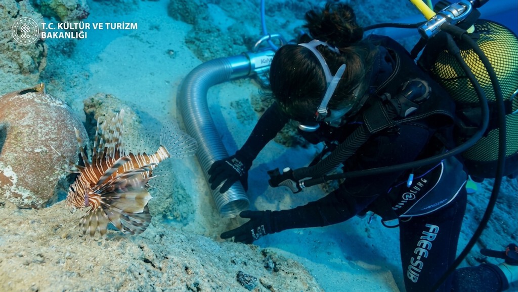 Descubren el naufragio más antiguo del mundo en el Mediterráneo