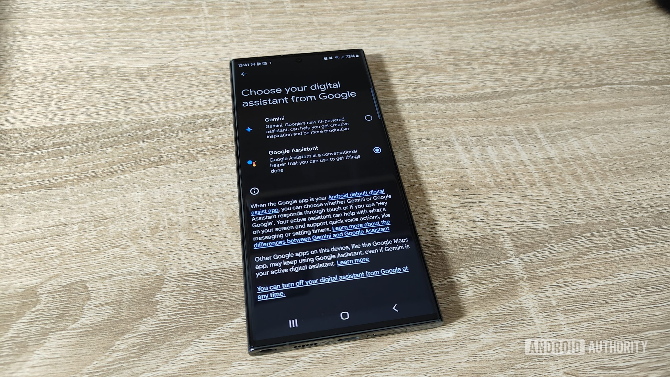 Google elimina Assistant en móviles a favor de Gemini
