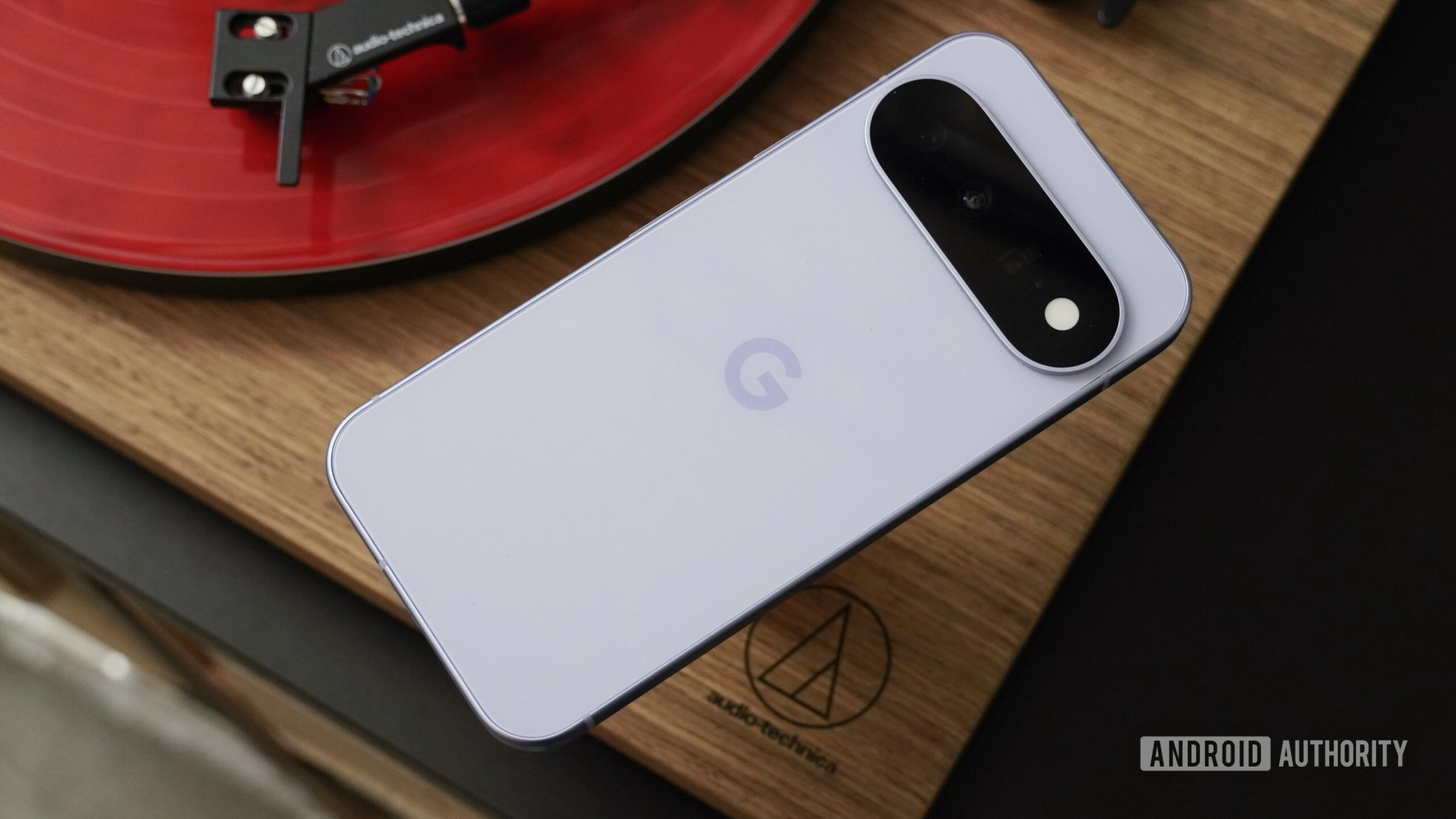 Amazon reduce el precio del Google Pixel 11 a $749