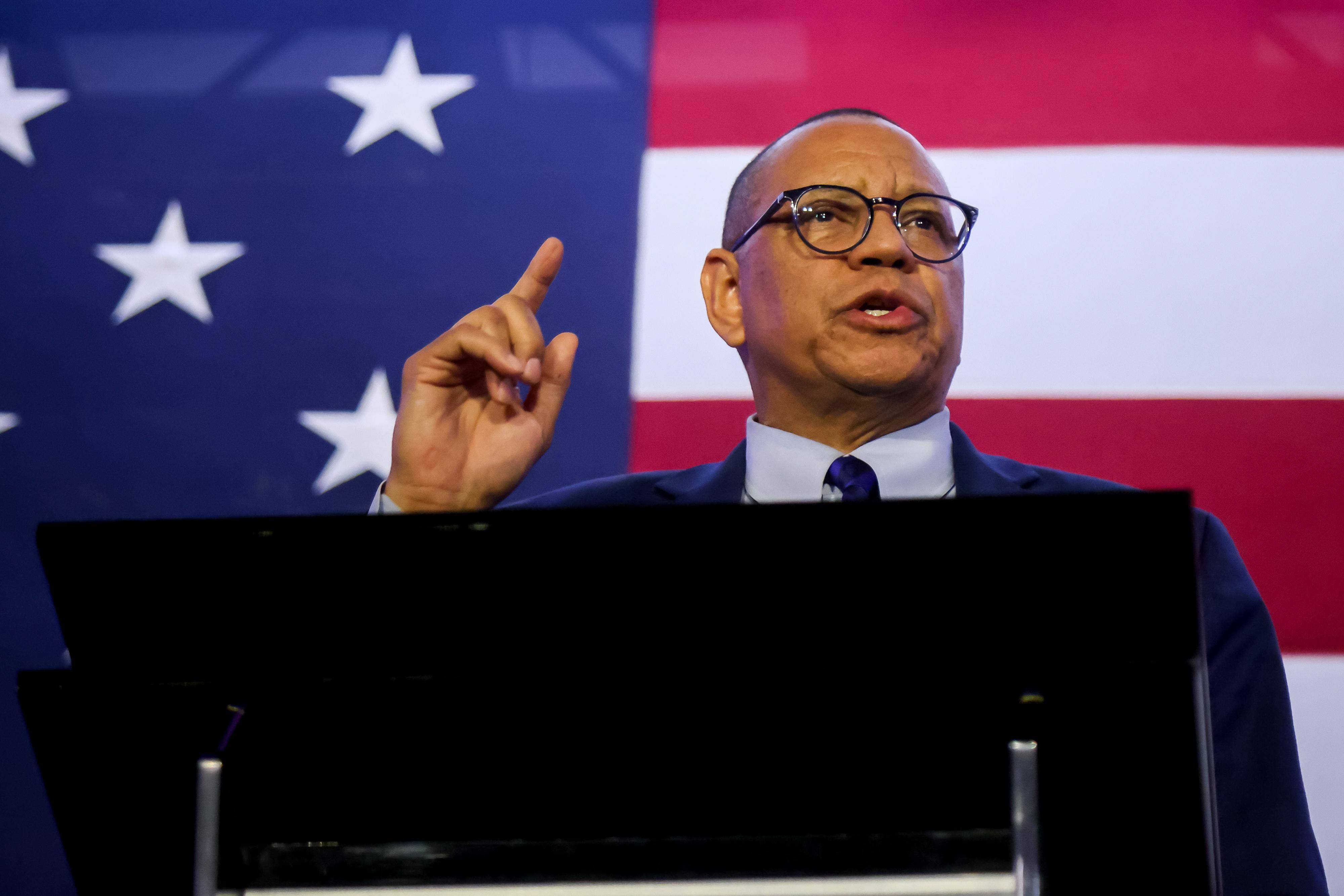 NJ's ex-lieutenant governor claims AI backs his innocence