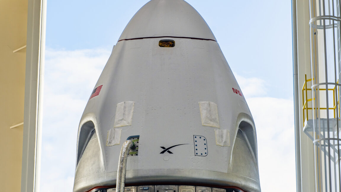 SpaceX performs surgical intervention before crew mission launch