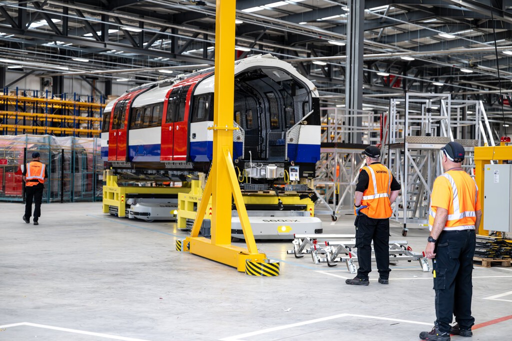 London's historic metro set to upgrade with Siemens trains