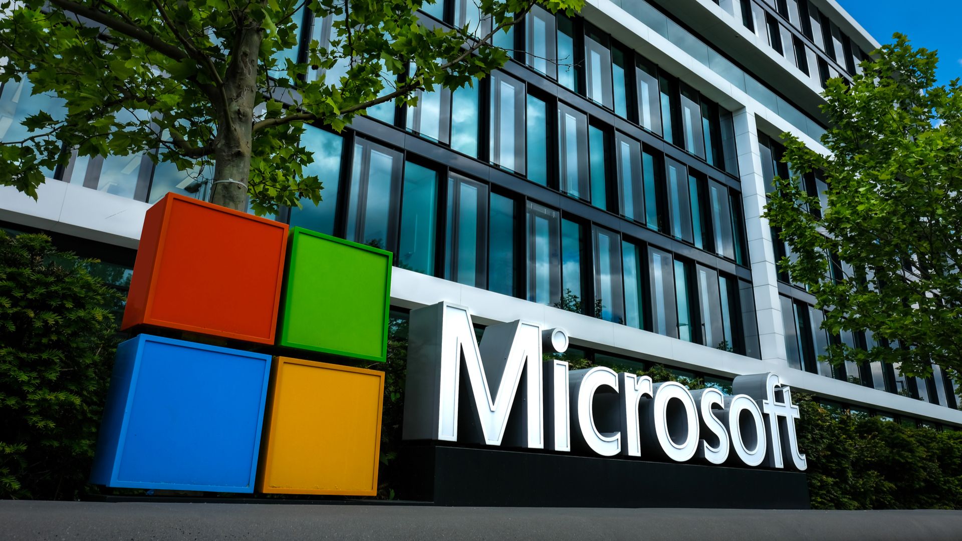 Microsoft colabora en el cierre de 'App Store' criminal